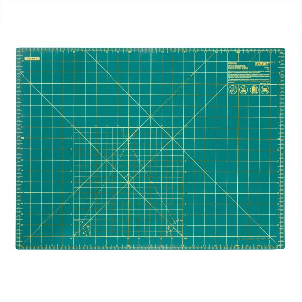 Olfa 24'' Wide x 18'' Long x 1.5mm Thick Double-Side Green Rotary Cutting Mat w/ Measuring Marks